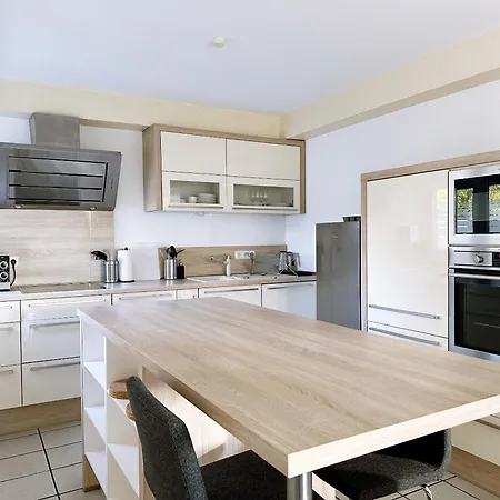 Schoene I Kostenloses Parken I Home2share Apartman