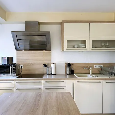 Schöne I Private Parkplätze I Home2share Munster (North Rhine-Westphalia)