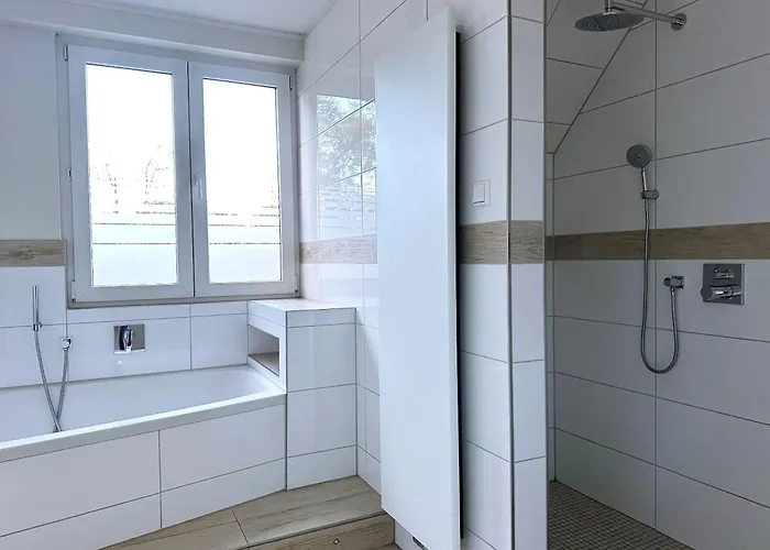 Apartment Schöne I Private Parkplätze I Home2share Munster (North Rhine-Westphalia)