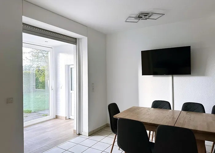 Apartment Schöne I Private Parkplätze I Home2share *